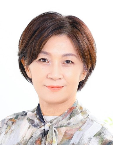 大石 綾子